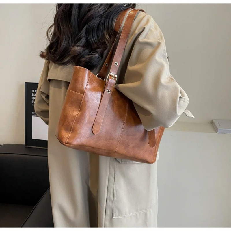 Geräumige, einfarbige Handtasc – Luxury Bags Korea Bewertung und Preis