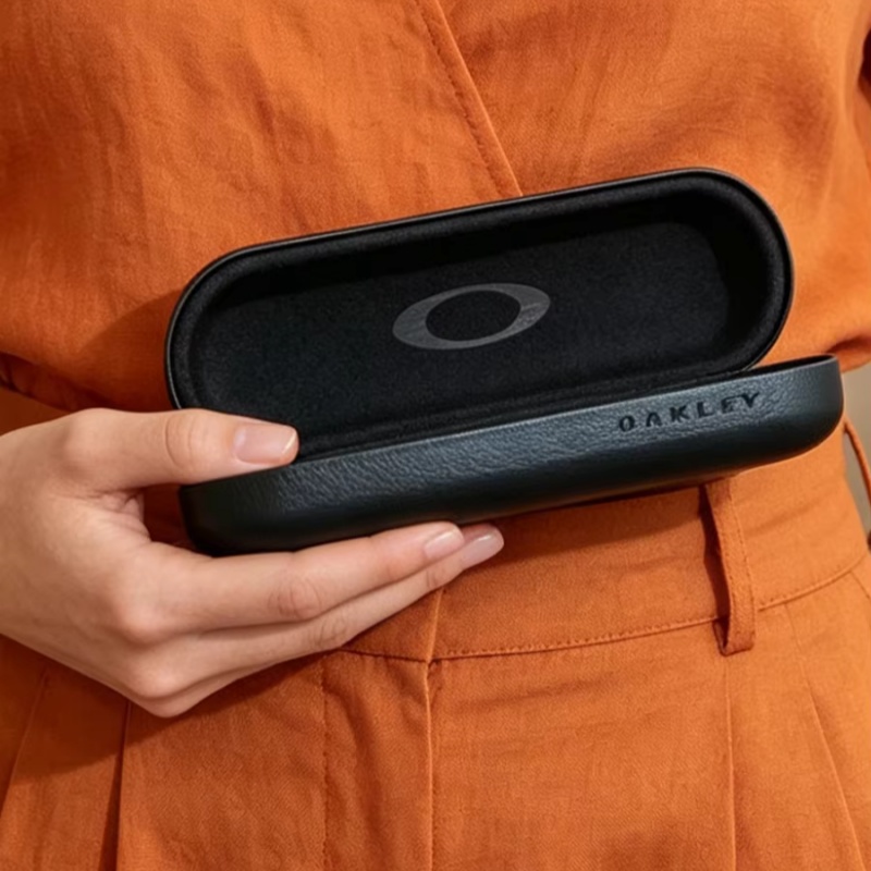 Oakley Sonnenbrillenetui aus h – Luxury Bags Coach Bewertung und Preis