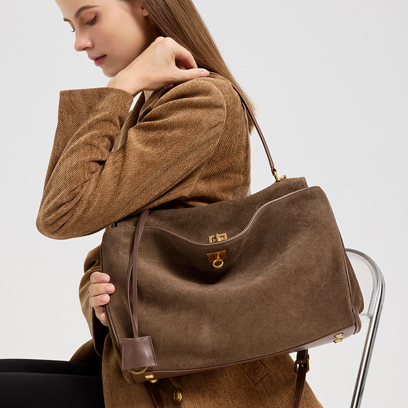 Damenhandtasche aus echtem Led – Luxury Bags Europe Bewertung und Preis
